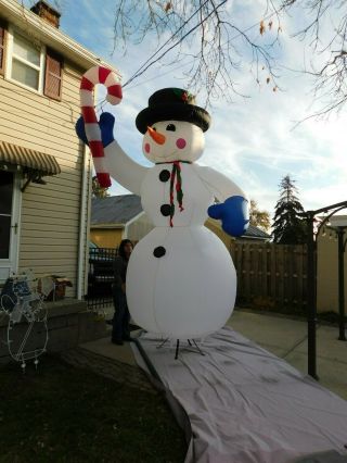 12.  5 Foot Airblown Inflatable Snowman Gemmy 14754