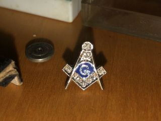 Mason Masonic Lapel Pin 14k Gold With Diamonds Screw Backs Vintage Templar