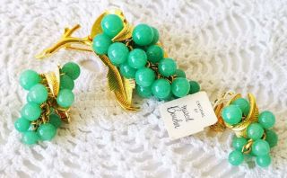 Marcel Boucher Demi - Parure " Bunch Of Grapes " Gold Plated Faux Jade Glass Beads