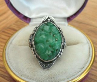 Vintage Jewellery Stunning Art Deco Silver Carved Jade Navette Shaped Ring
