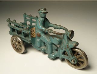 Hubley Indian Traffic Car Blue Cast Iron Motorcycle Stake Body & Nickel Wheels