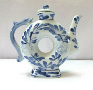 Blue And White Oriental Tea Pot Decorative Collectible Made in China 3
