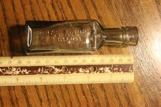 Edward Wilder & Co Druggists Mother ' s Worm Syrup Pictorial Bottle 2