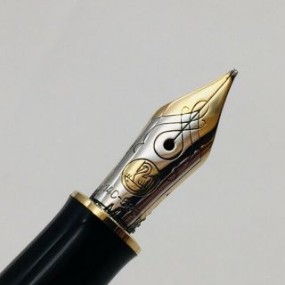 Pelikan Fountain Pen Souveran Black 14k Ct 585 W/pen Case X0967