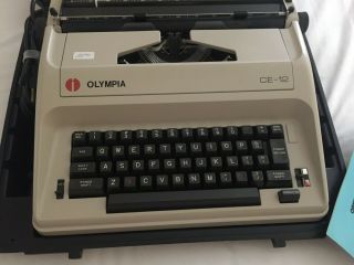 Olympia Electric Typewriter Vintage Ce - 12 Case Made In Germany Euc