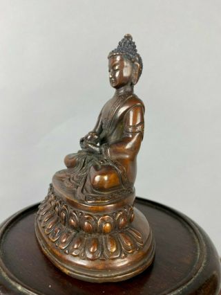 17th/18th C.  Chinese Bronze Figure of Buddha 2