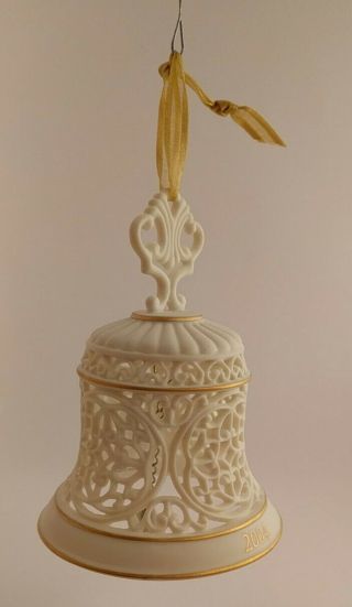 Wedgwood Porcelain Collectible Pierced Bell Christmas Ornament Euc 2004