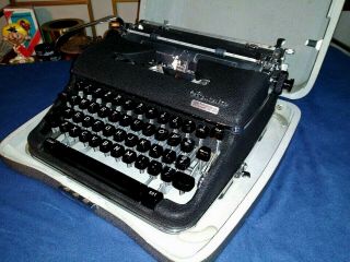 Vintage 1964 Olympia Werke Ag Made In W German Typewriter Perfect.