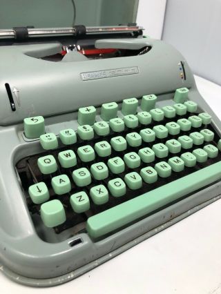 Vintage Herme ' s 3000 typewriter Sea foam Green - Please Read 2