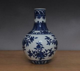 Qianlong Signed Antique Chinese Blue & White Porcelain Vase W/ Peach