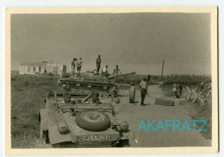 German Ww2 Photo,  Stug Iii G Assault Gun And Vw Kubelwagen In Kuban,  Russia