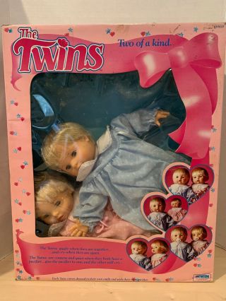Vintage Antique The Twins Two Of A Kind By Irwin Toy Limited 1990