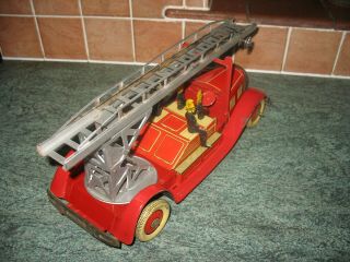 METTOY FIRE ENGINE BOXED WIND UP TINPLATE TOY 1930 ' s VINTAGE TIN LITHO no tippco 3