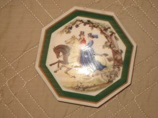Vintage Elizabeth Arden Southern Heirloom Porcelain Trinket/powder Box