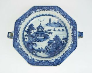 Antique 18 - 19thc Chinese Blue And White Octagonal Porcelain Warming Plate