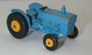Matchbox Lesney No.  39 Ford Tractor Oc16495