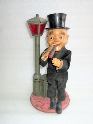 Vintage Old Battery Operated English Man Smoke Cigar Litho Print Tin Toy Japan