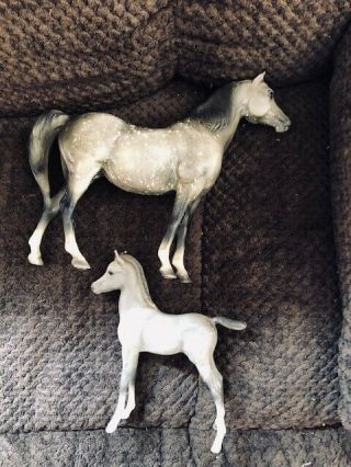 Breyer Proud Arabian Mare And Foal Set Model Vgc Gray Dapple