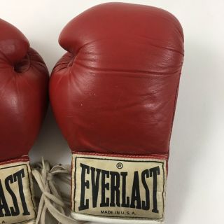 Vintage EVERLAST 2110 Youth or Small Adult Boxing Gloves Red Made in USA 3
