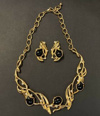 Vintage Signed Barrera For Avon Granada Necklace & Earring Set