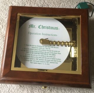 Mr.  Christmas Holiday Symphonium Wood Music Box 16 Songs 2