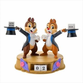Disney Store Japan Chip And Dale Figure Calendar 2020