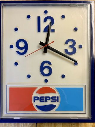 Vintage Electric Pepsi Wall Clock Lighted Advertising Collectible 1991