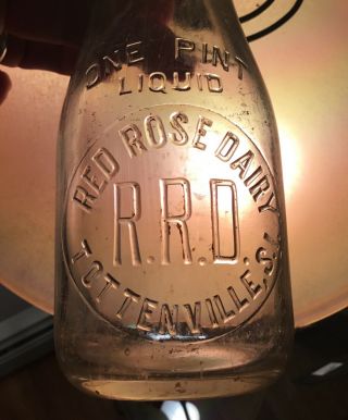 Old Staten Island Ny Tottenville Red Rose Dairy Bottle Embossed Pint Advertising