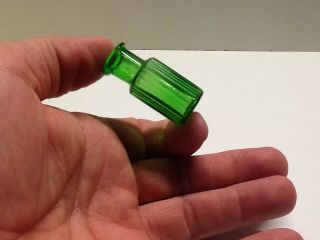 Tiny 1/8 Oz Emerald Green Ridge Poison Bottle.