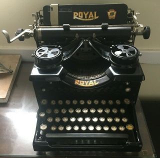 Antique Vintage Royal Model 10 Typewriter W/beveled Glass Sides X - 941859