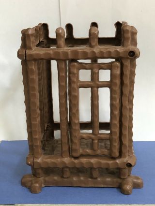 Vintage 1975 Mego Planet Of The Apes Jail Cage In