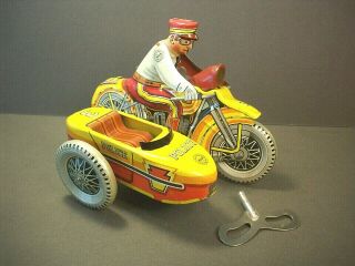 Vintage Marx Litho Tin Windup Toy Police Siren Motorcycle & Sidecar 8.  25
