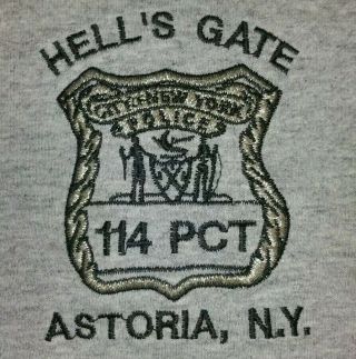 Nypd York City Police Department Nyc T - Shirt Sz L Queens 114 Pct