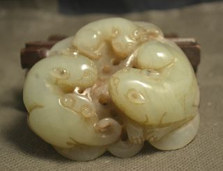 Chinese Vintage Hetian Jade 3 Pi Xiu Happy Lucky Family Totem Hand Play Carving 3