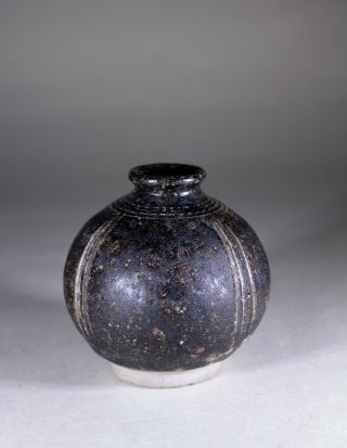 Antique Chinese Cizhou Brown Glazed Vase Song Dynasty