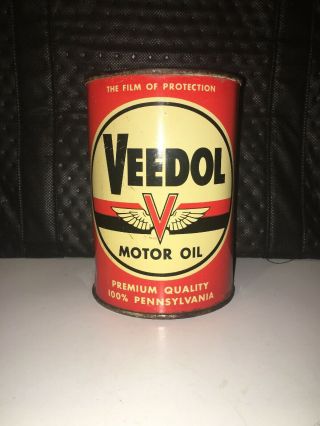 1940s Vintage.  Veedol Motor Oil Can.  1 Qt.  Empty