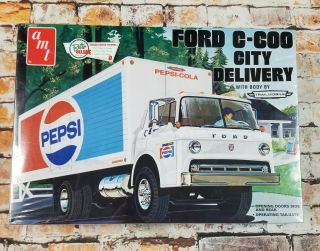 (kk - 7556) Amt Pepsi Cola Retro Deluxe Edition Ford C - 600 Delivery Truck 1:25