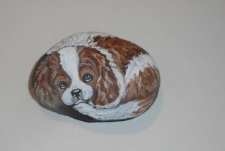 Blenheim Cavalier King Charles Spaniel Dog Rock Pet Art Paperweight Figurine