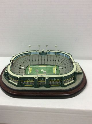 Green Bay Packers Danbury Lambeau Field - Awesome Looking