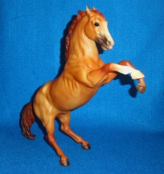 " Sierra " 1996 Jah S.  R.  Breyer Traditional Model Horse Red Dun Fighting Stallion