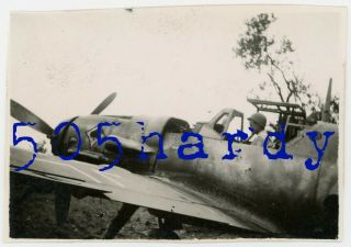 Wwii Us Gi Photo - 431st Gi In Us Captured German Me 109 Jg 53 Pik As Sicily