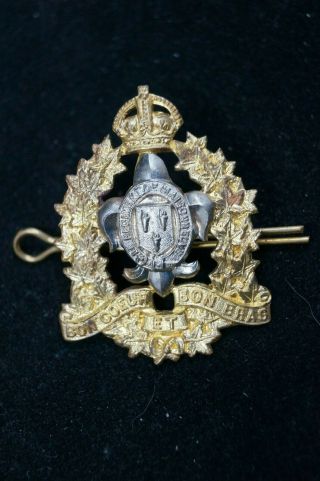 Ww2 Canadian Le Regiment De Maisonneuve Cap Badge