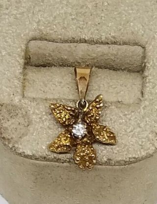 Vintage Estate 14k Yellow Gold Diamond Plumeria Flower Pendant Charm 9/16 "