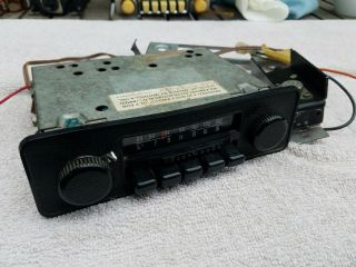 Vintage Vw Motorola Am/fm Radio 5vw2427 W Safety Knobs - Parts Repair