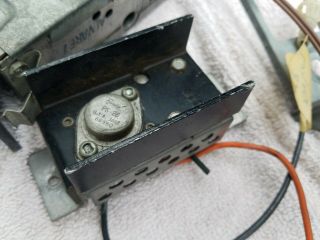 Vintage VW Motorola AM/FM Radio 5VW2427 w Safety Knobs - Parts Repair 3