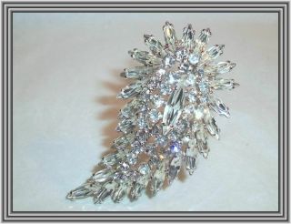 Sherman Clear Color - Marquise Crystal Figural Paisley Cluster Motif Brooch Nr