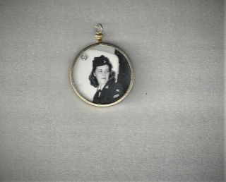Rare Wwii Us Navy Wave Photo Sweetheart Pendant Worn By A Mother Or Sister