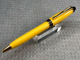 Aurora Ipsilon Ballpoint Pen,  Yellow Resin,  Gold Trim