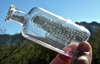 Ca 1890 Oakland California (alameda Co) " Kirkland Trowbridge " Pharmacists Bottle