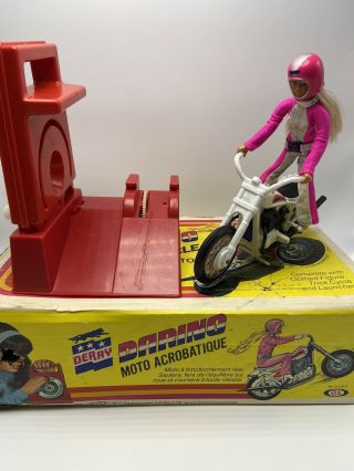 1974 Ideal Toys Evil Knievel Derry Daring Figure Helmet Trick Cycle Launcher Box